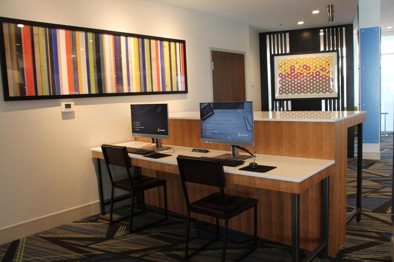 Holiday Inn Express & Suites - Phoenix - Airport North By Ihg Exterior foto